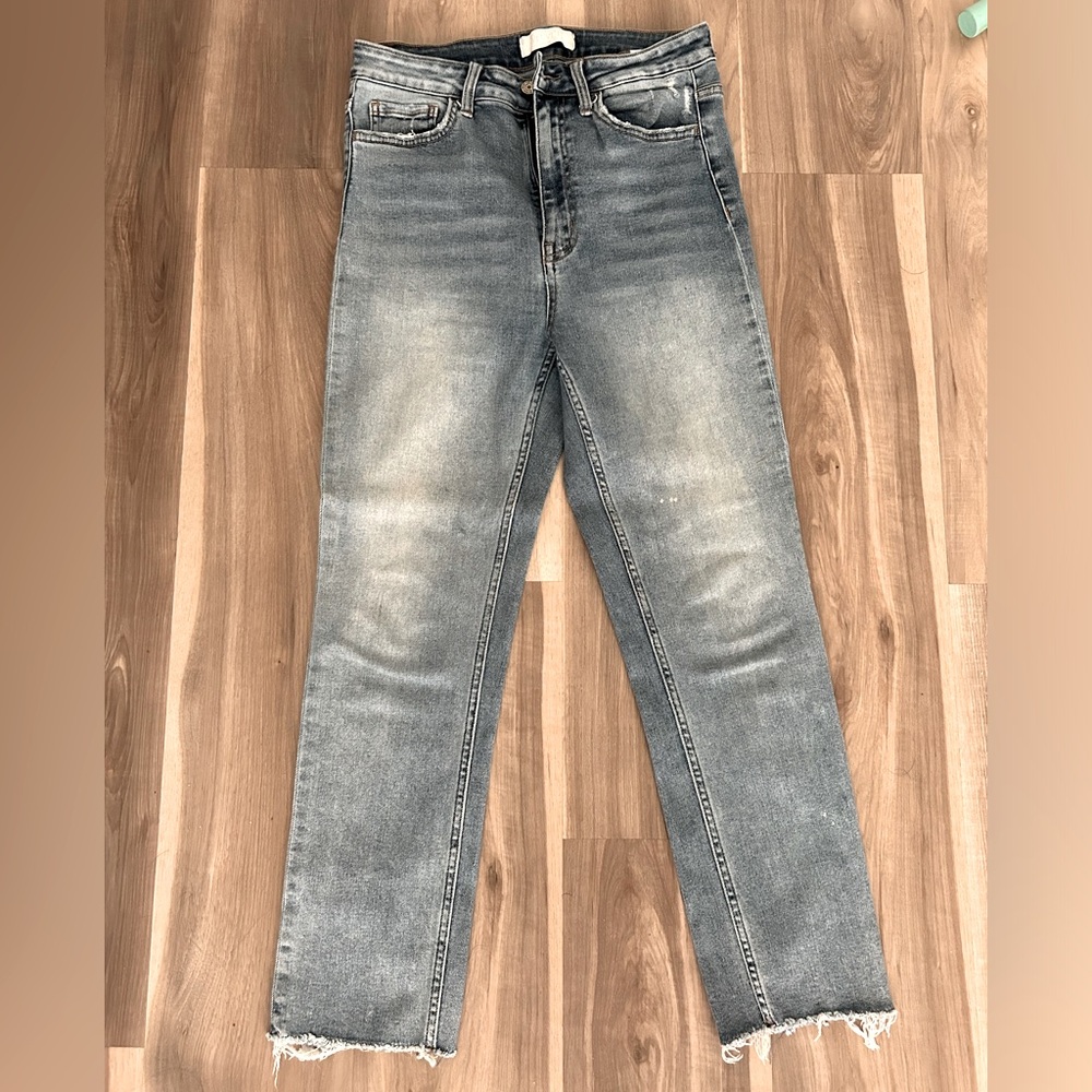 Women’s jeans size 28